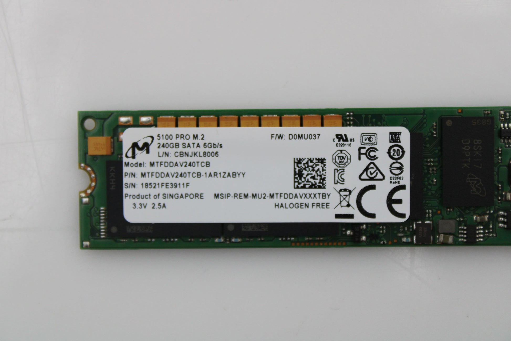 Micron MTFDDAV240TCB-1AR1ZA 240GB SSD Sata 6g m.2 5100 Pro, Used
