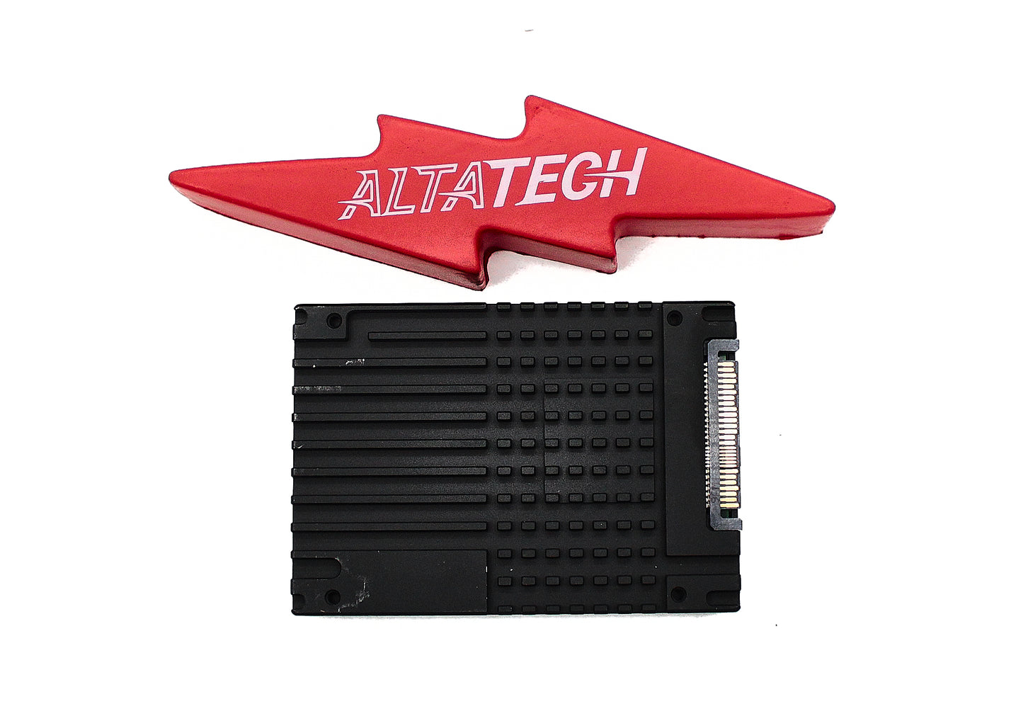 Micron MTFDHAL7T6TDP-1AT1ZABYY 7.68TB SSD SAS 2.5 NVME PCI-E U.2 MICRON 9300, Used