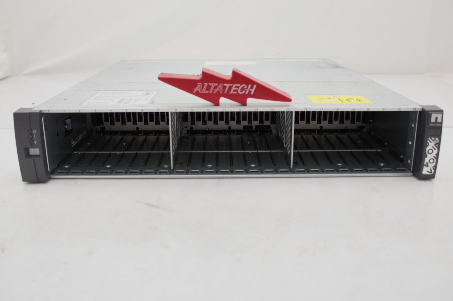 NetApp DS2246 24-Bay SFF Storage Expansion Shelf 2U, Used