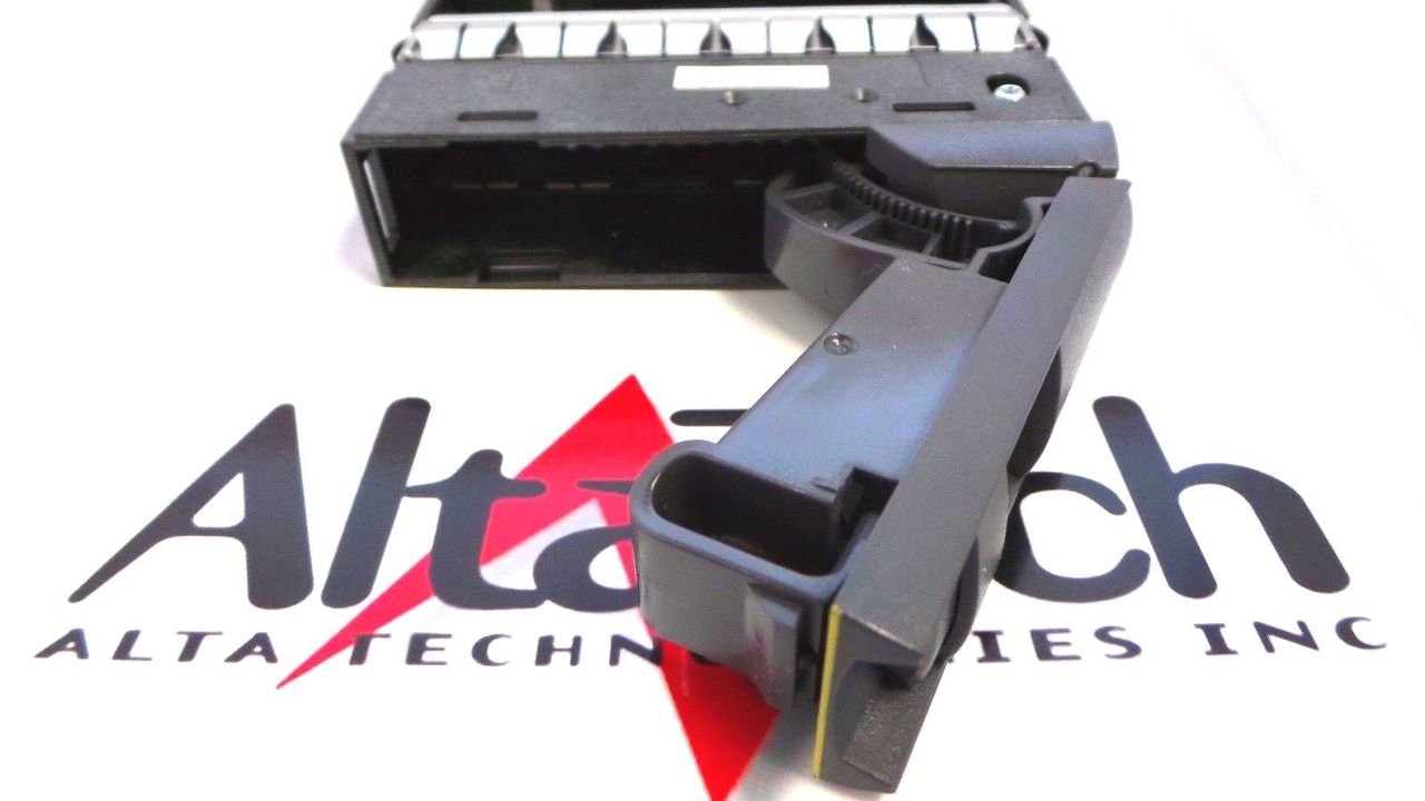 NetApp X412A-R5 Hitachi 600GB 15K SAS 3.5" Hard Drive, Used