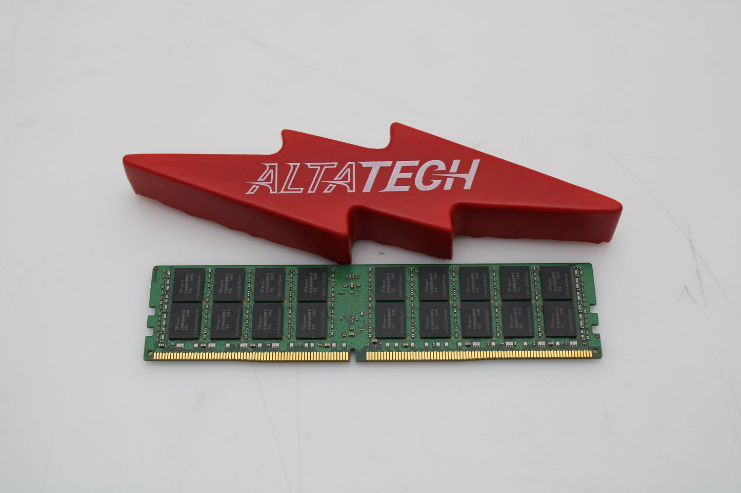 Oracle 7082850 16GB PC4-17000P DDR4-2133 2RX4 ECC, Used