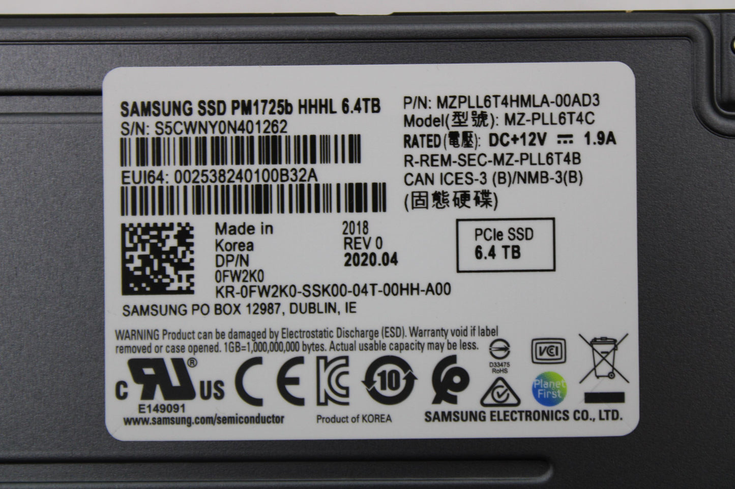 Samsung MZPLL6T4HMLA-00AD3_NEW 6.4TB SSD NVME PCIE HHHL MU, New No Box