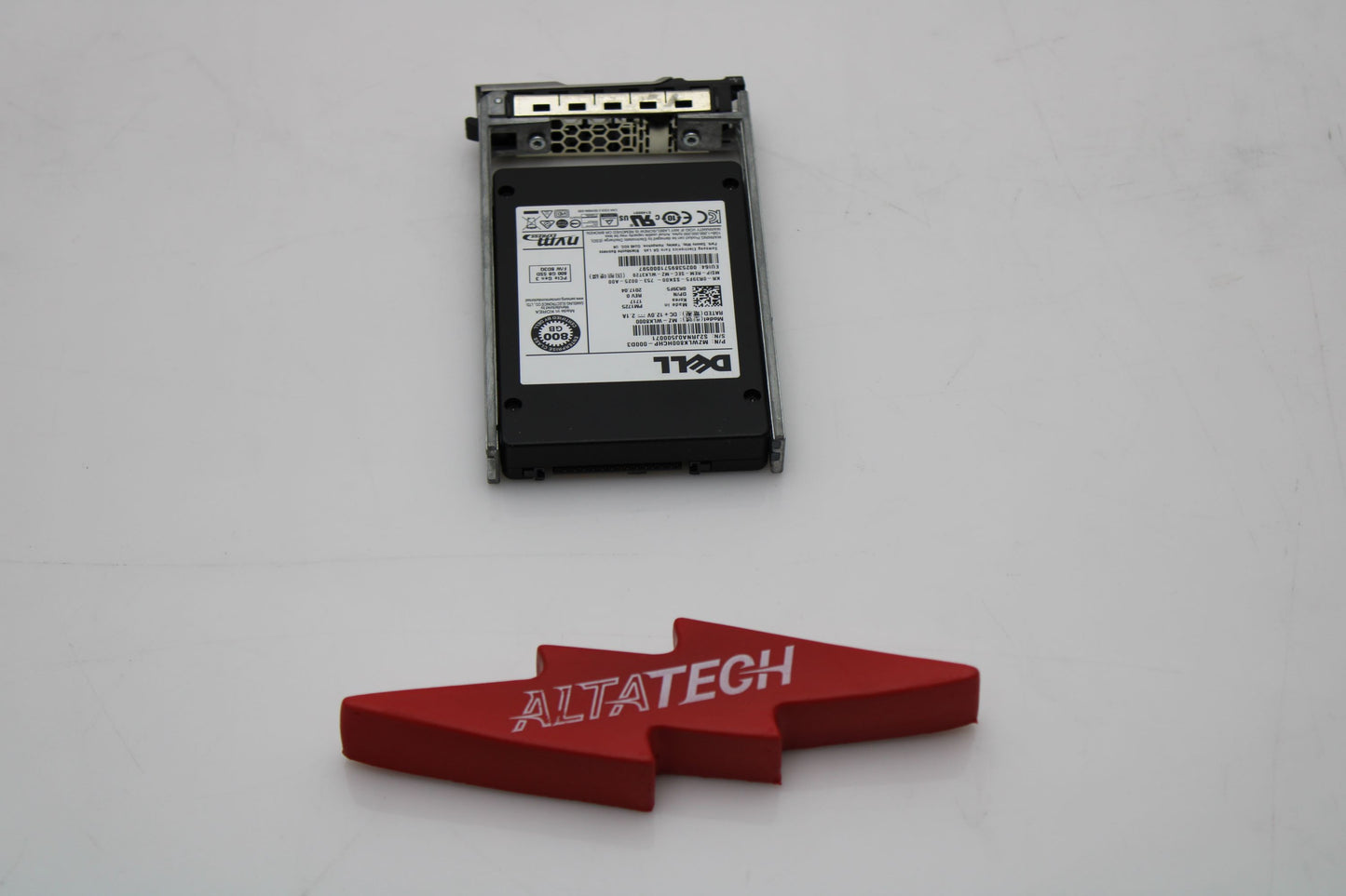 Samsung MZWLK800HCHP-000D3 800GB SSD SAS 2.5 NVME MU, Used