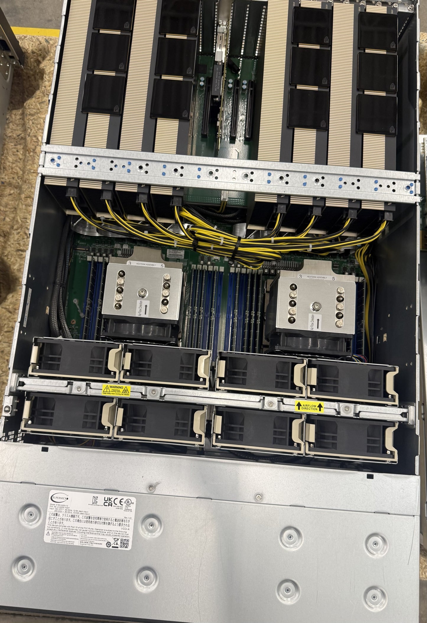 SuperMicro AS-4125GS-TNRT 2X EPYC 64C/ 1TB DDR5 / 8X Nvidia A100 80GB NVL PCIe, Used