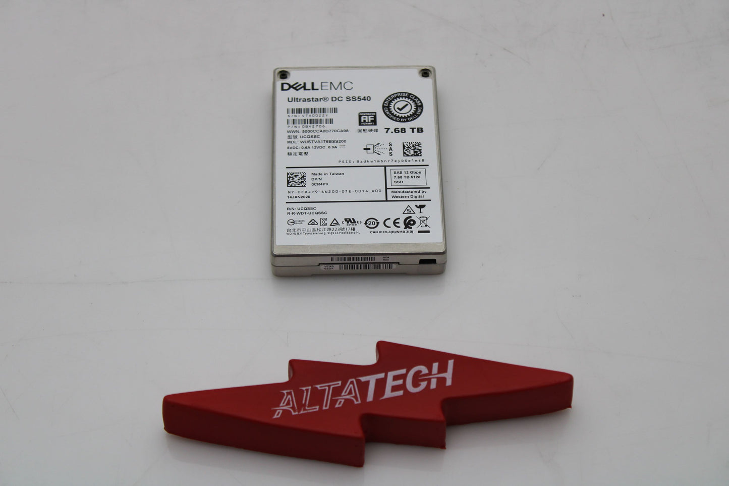 Western Digital 0B42706 Western Digital 0B42706 7.68TB SSD SAS 2.5 12G Read Intensive RI WUSTVA176BSS200, Used