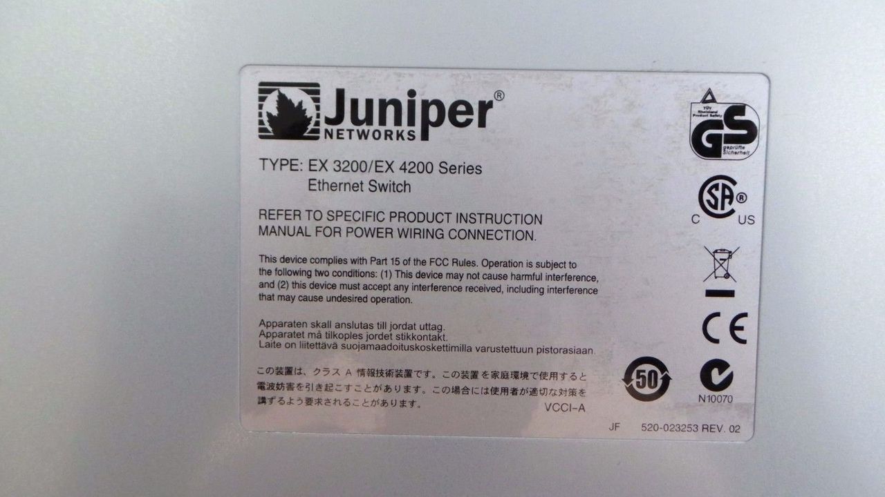 Juniper Networks EX4200-48P 48 Port PoE L3 Switch w/ 2x EX-PWR-930-AC Power Supply Units, Used